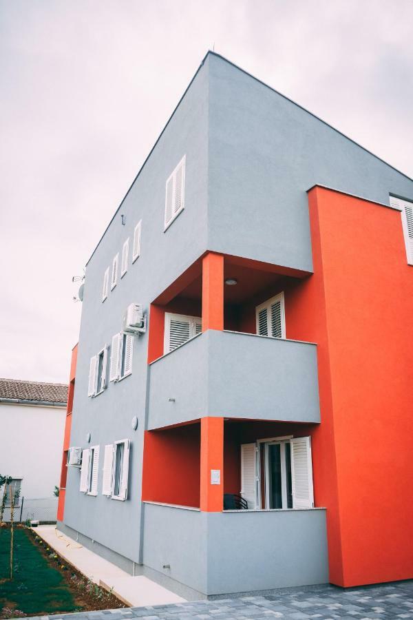 Rose Garden Appartement Privlaka  Buitenkant foto