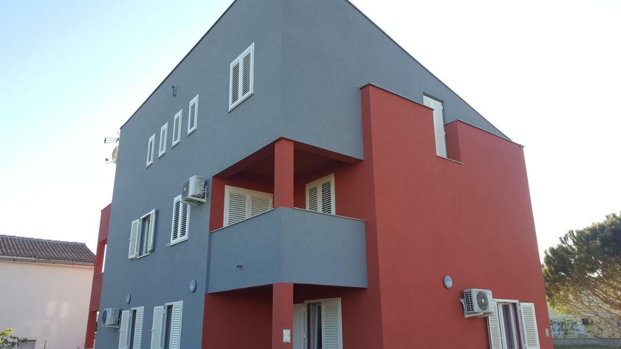 Rose Garden Appartement Privlaka  Buitenkant foto