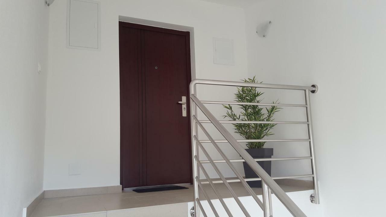 Rose Garden Appartement Privlaka  Buitenkant foto