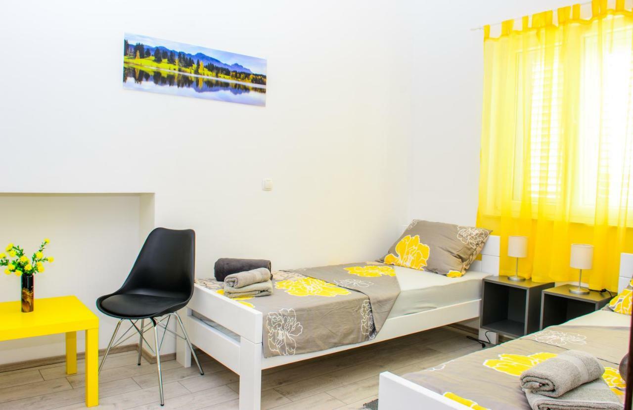 Rose Garden Appartement Privlaka  Buitenkant foto